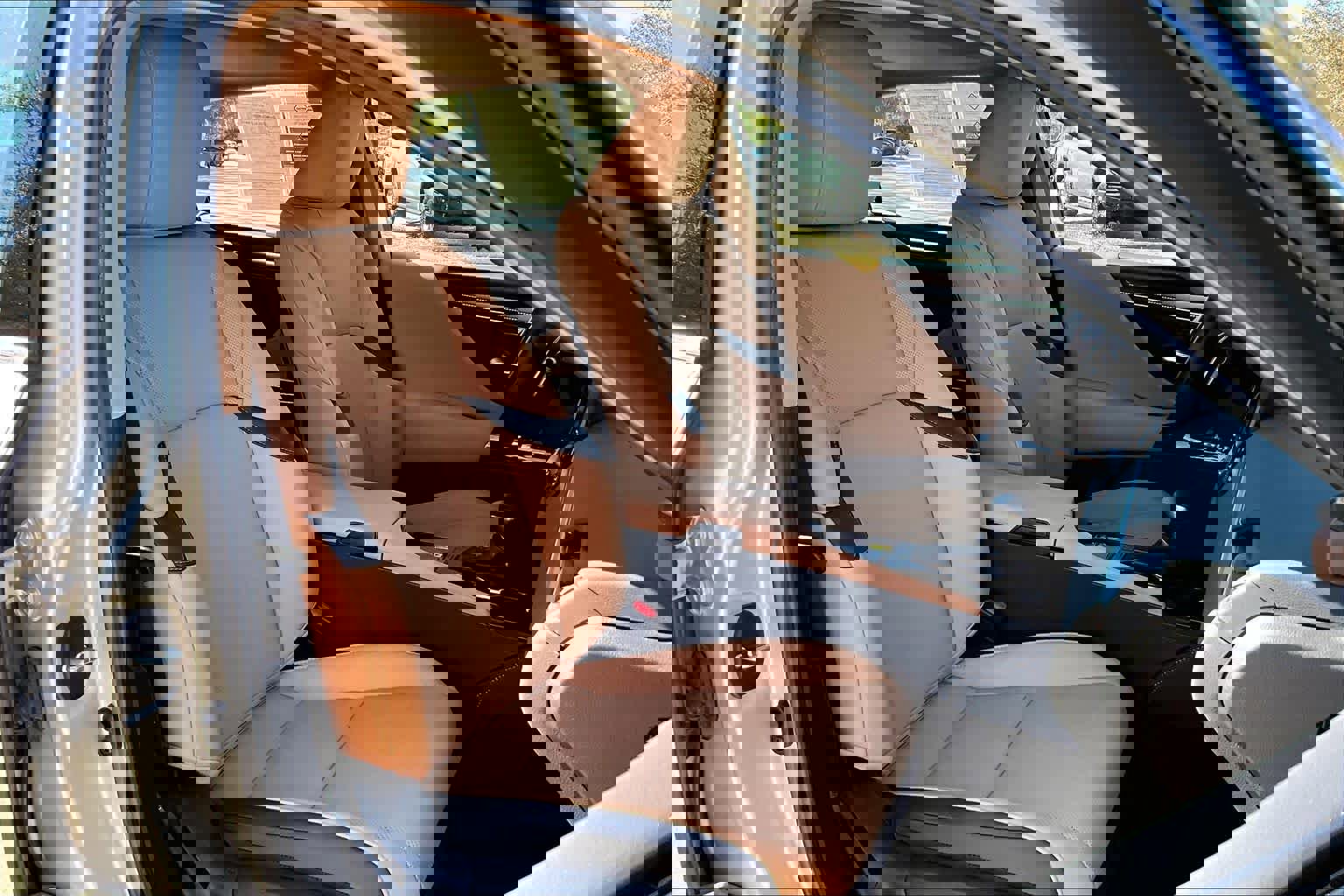 Used 2025 Lexus ES 350 w/ Premium Package image 9