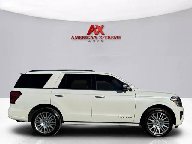 Used 2024 Ford Expedition Platinum RWD image 7