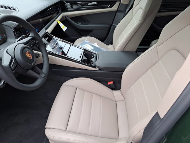 New 2026 Porsche Panamera 4 image 22