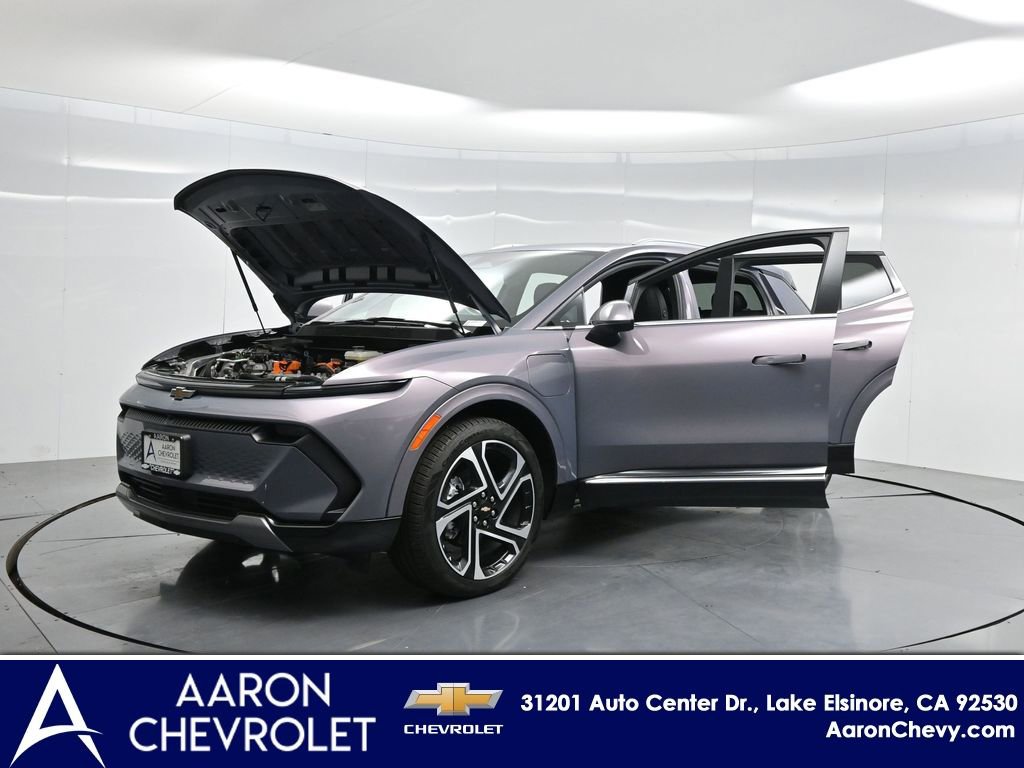 New 2025 Chevrolet Equinox EV LT w/ Convenience Package II image 38