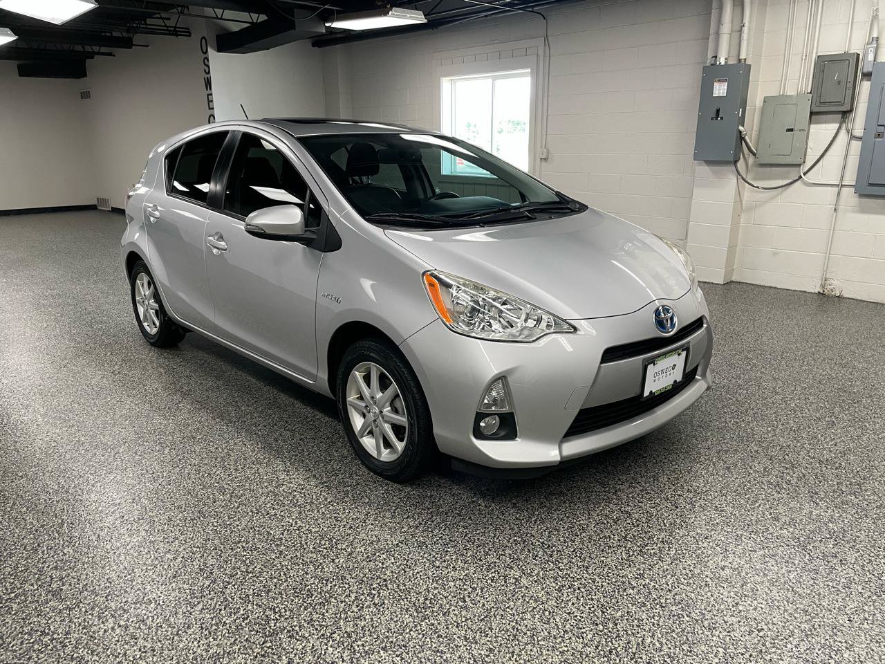 Used 2013 Toyota Prius C Four FWD image 4