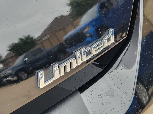 Used 2022 Hyundai Elantra Limited FWD image 10