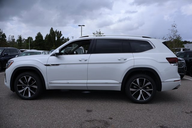 New 2026 Volkswagen Atlas SEL Premium R-Line image 4