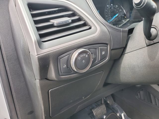 Used 2023 Ford Edge SEL image 12