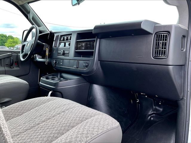 New 2026 Chevrolet Express 2500 w/ Driver Convenience Package RWD image 9