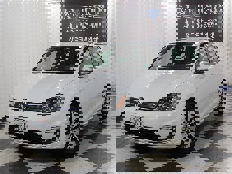 Used 2016 Volkswagen e-Golf SE