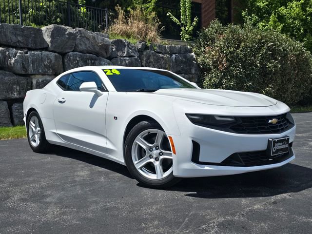 Used 2024 Chevrolet Camaro LT RWD image 1