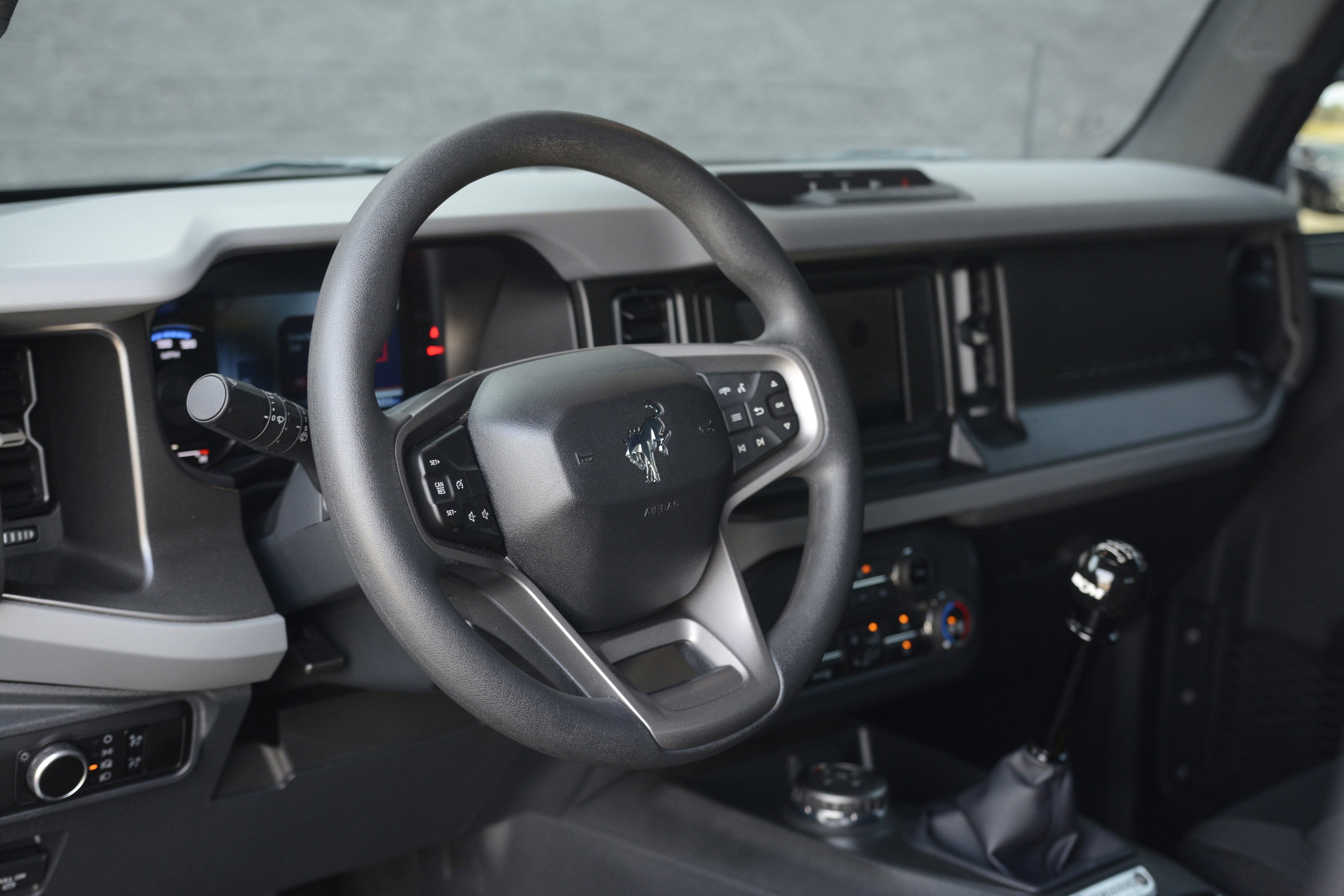 Used 2023 Ford Bronco 2-Door w/ Sasquatch Package image 16