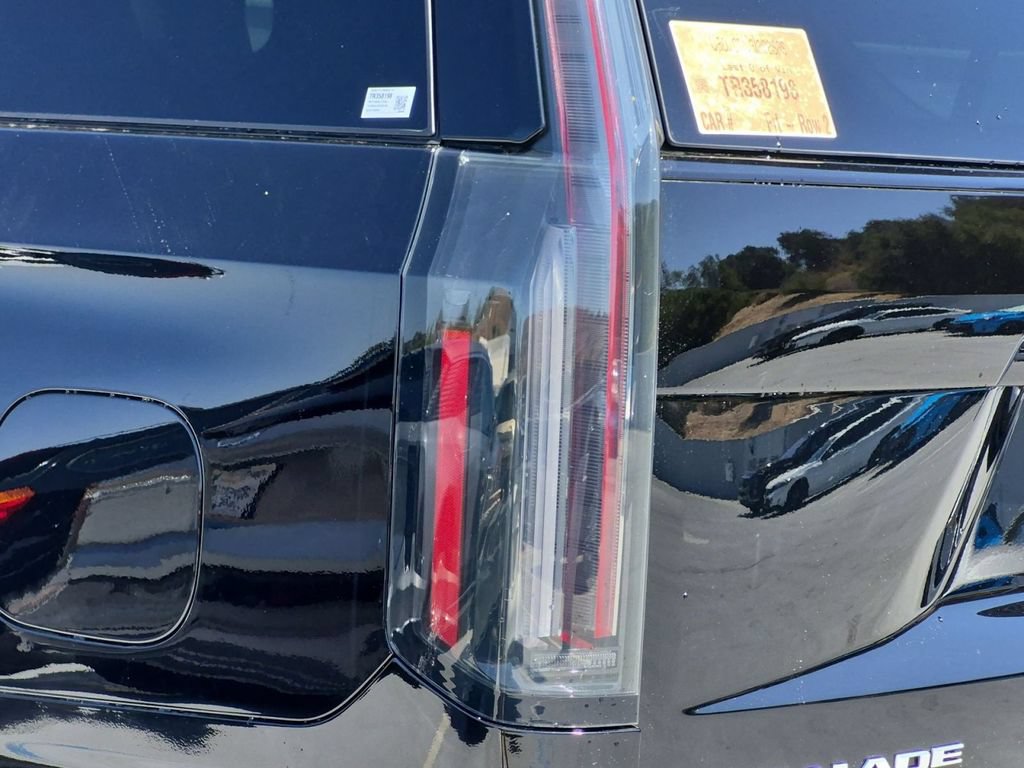 New 2026 Cadillac Escalade Sport AWD/4WD image 19