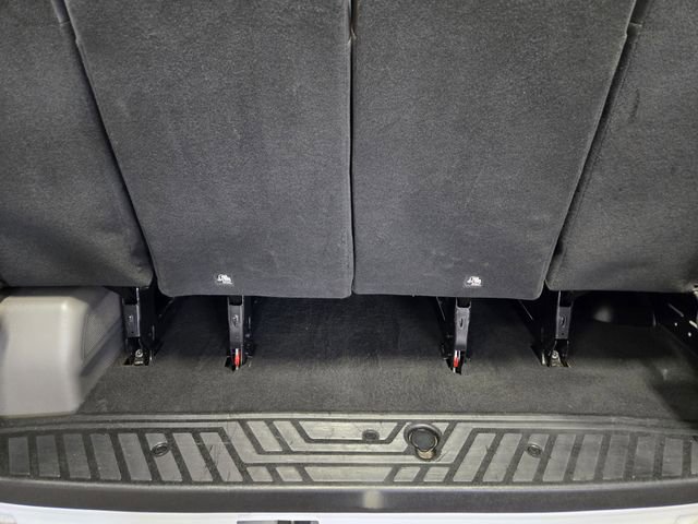 Used 2023 Ford Transit 350 XLT image 34