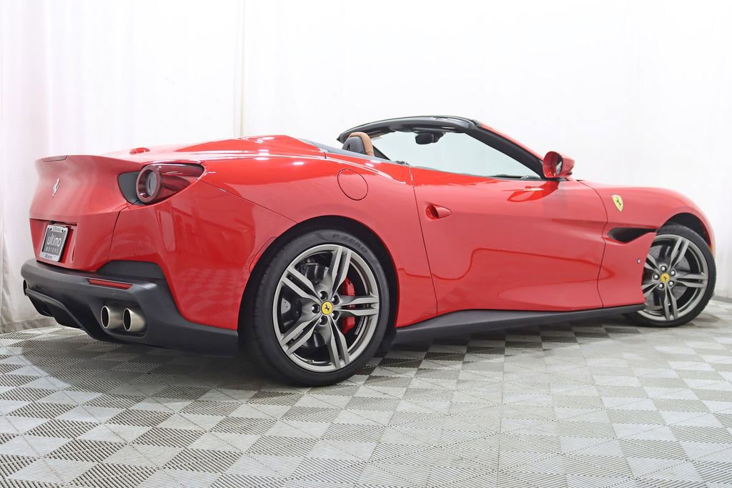 Used 2020 Ferrari Portofino RWD image 11