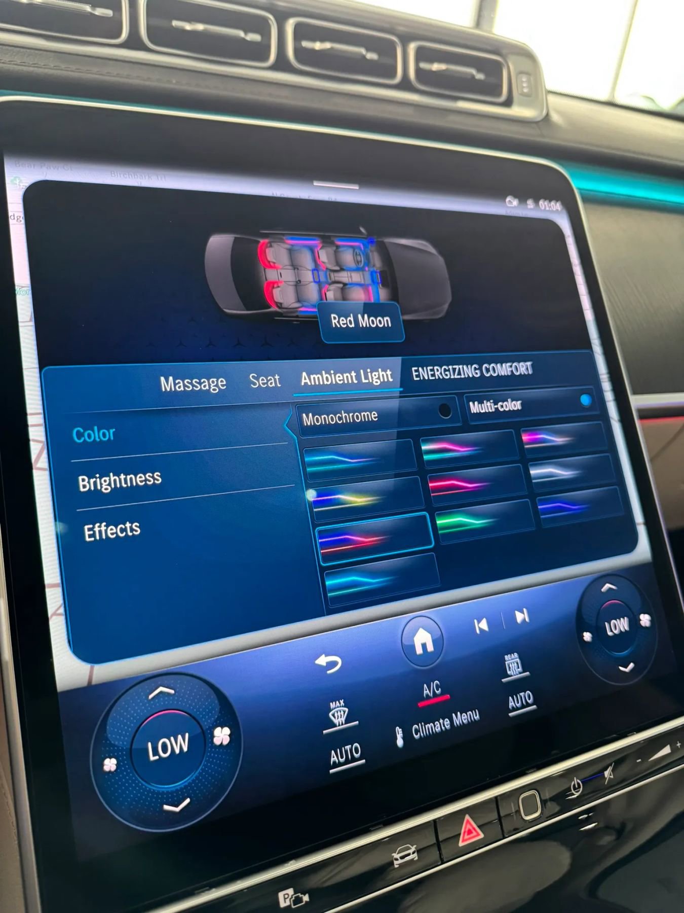 Used 2022 Mercedes-Benz S 580 4MATIC Sedan w/ AMG Line Package image 44