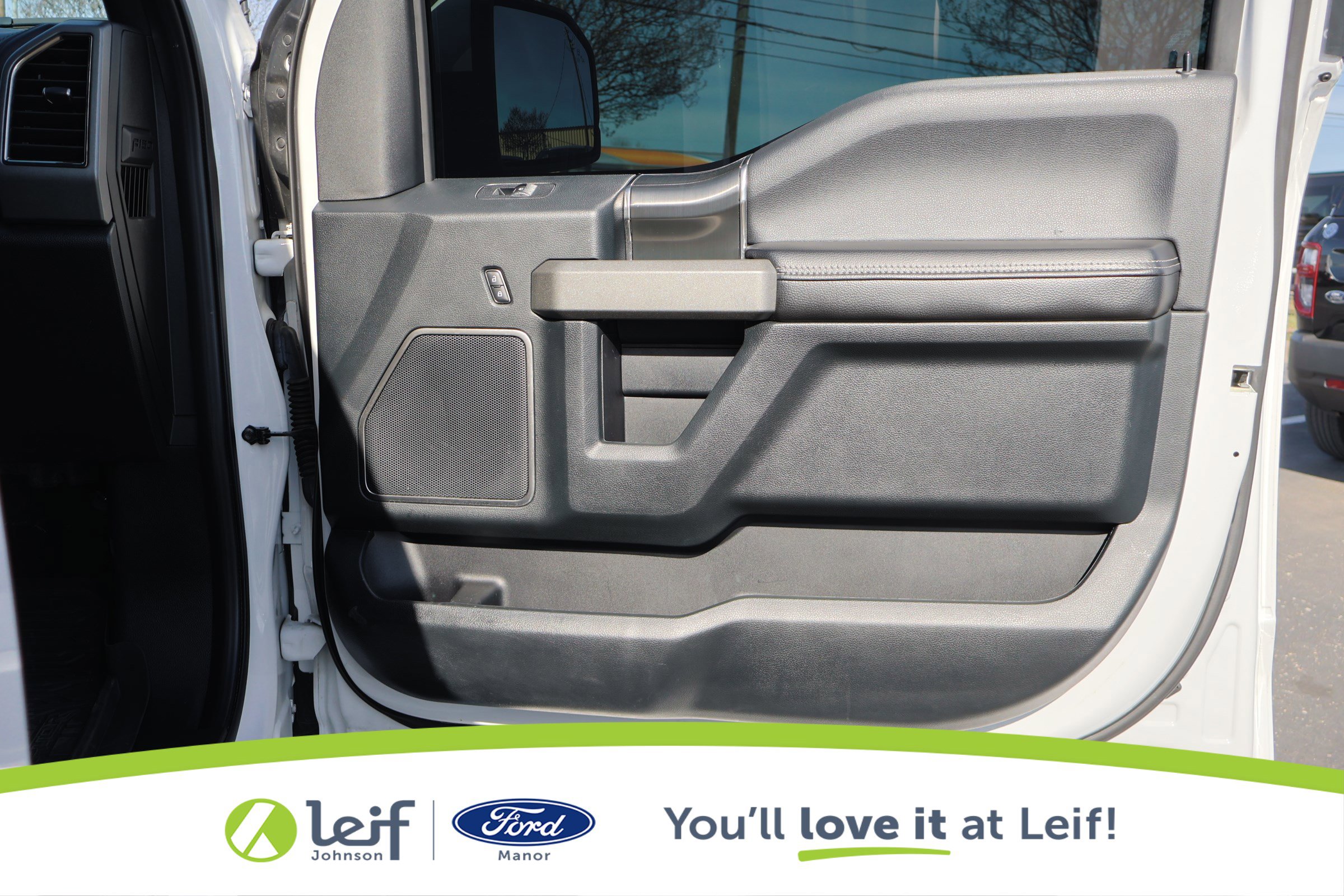 Used 2019 Ford F150 Raptor w/ Equipment Group 802A Luxury image 35