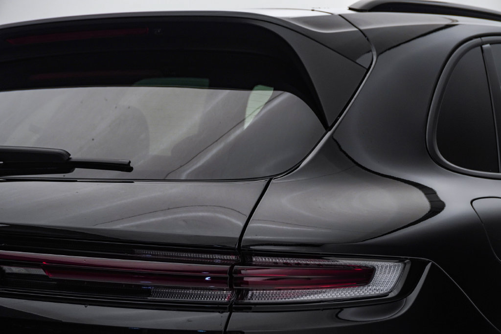 New 2026 Porsche Cayenne AWD/4WD image 12