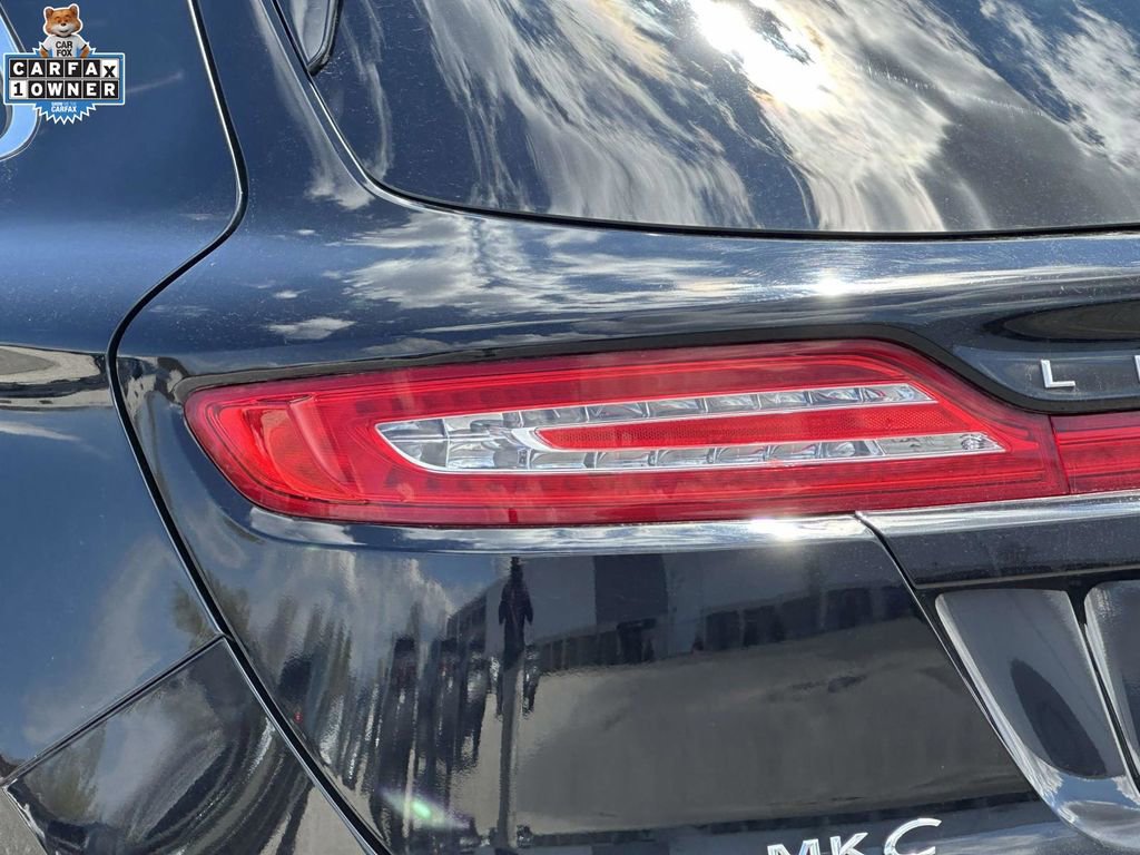 Used 2017 Lincoln MKC Premiere AWD/4WD image 9