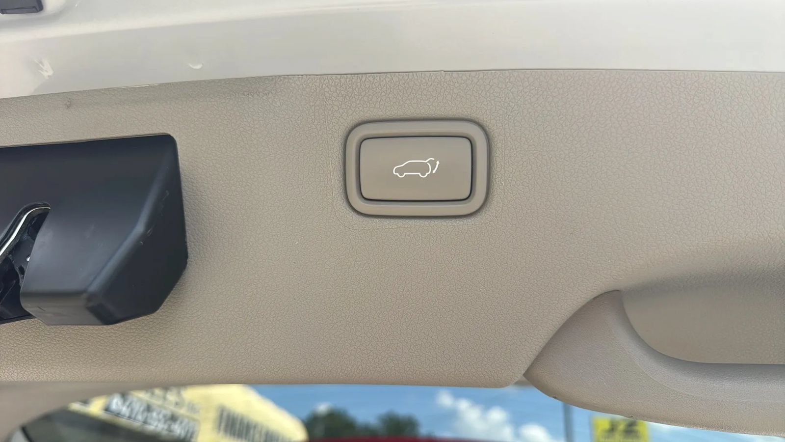 Used 2016 Kia Sedona EX FWD image 20