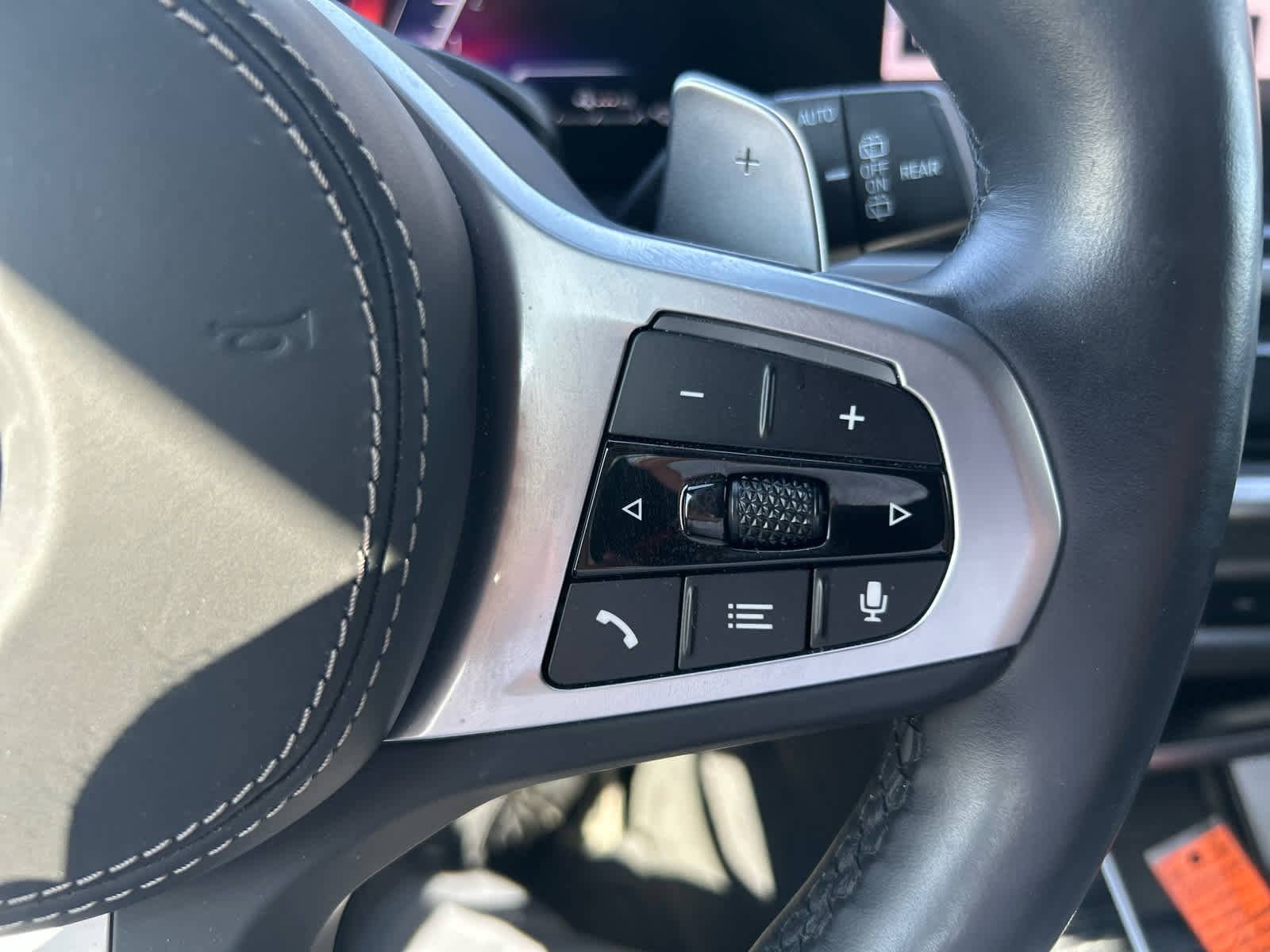 Used 2024 BMW X5 xDrive50e w/ M Sport Package image 35