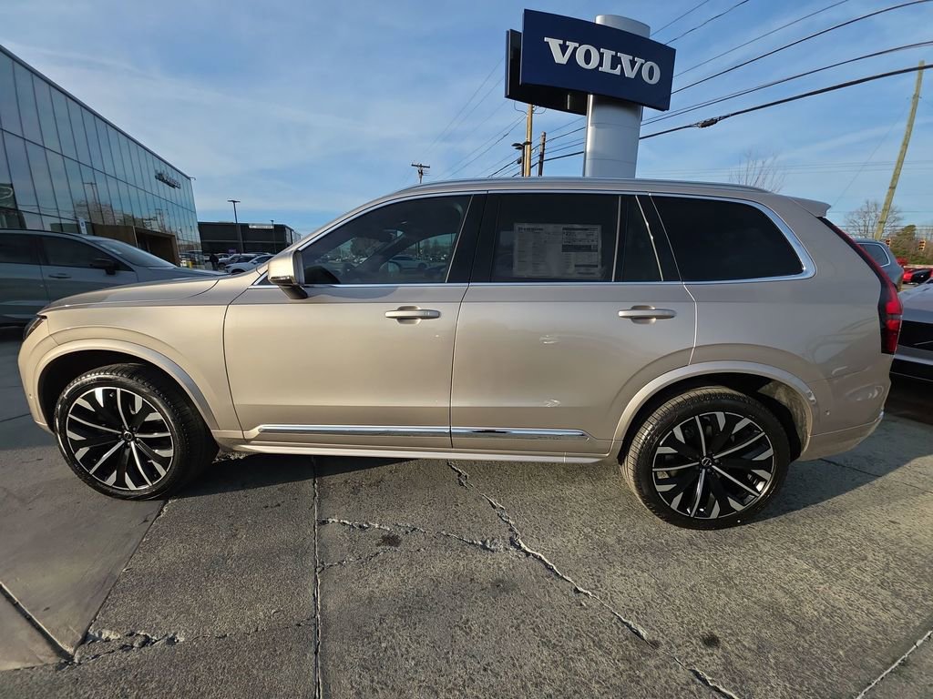 New 2026 Volvo XC90 B6 Plus w/ Protection Package Premier image 8