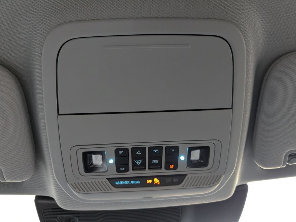 Used 2023 Ford Explorer XLT w/ Equipment Group 202A AWD/4WD image 22
