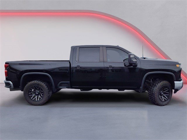 Used 2024 Chevrolet Silverado 2500 LT w/ Safety Package image 2