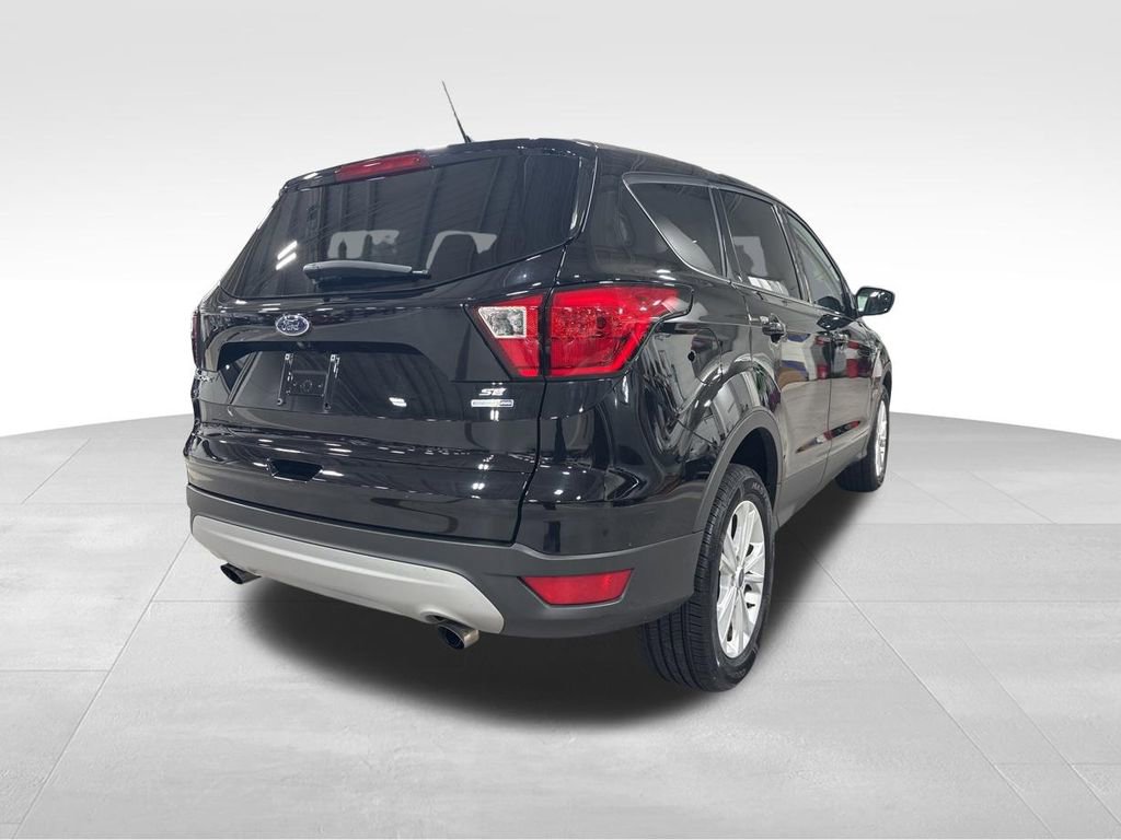 Used 2019 Ford Escape SE image 28
