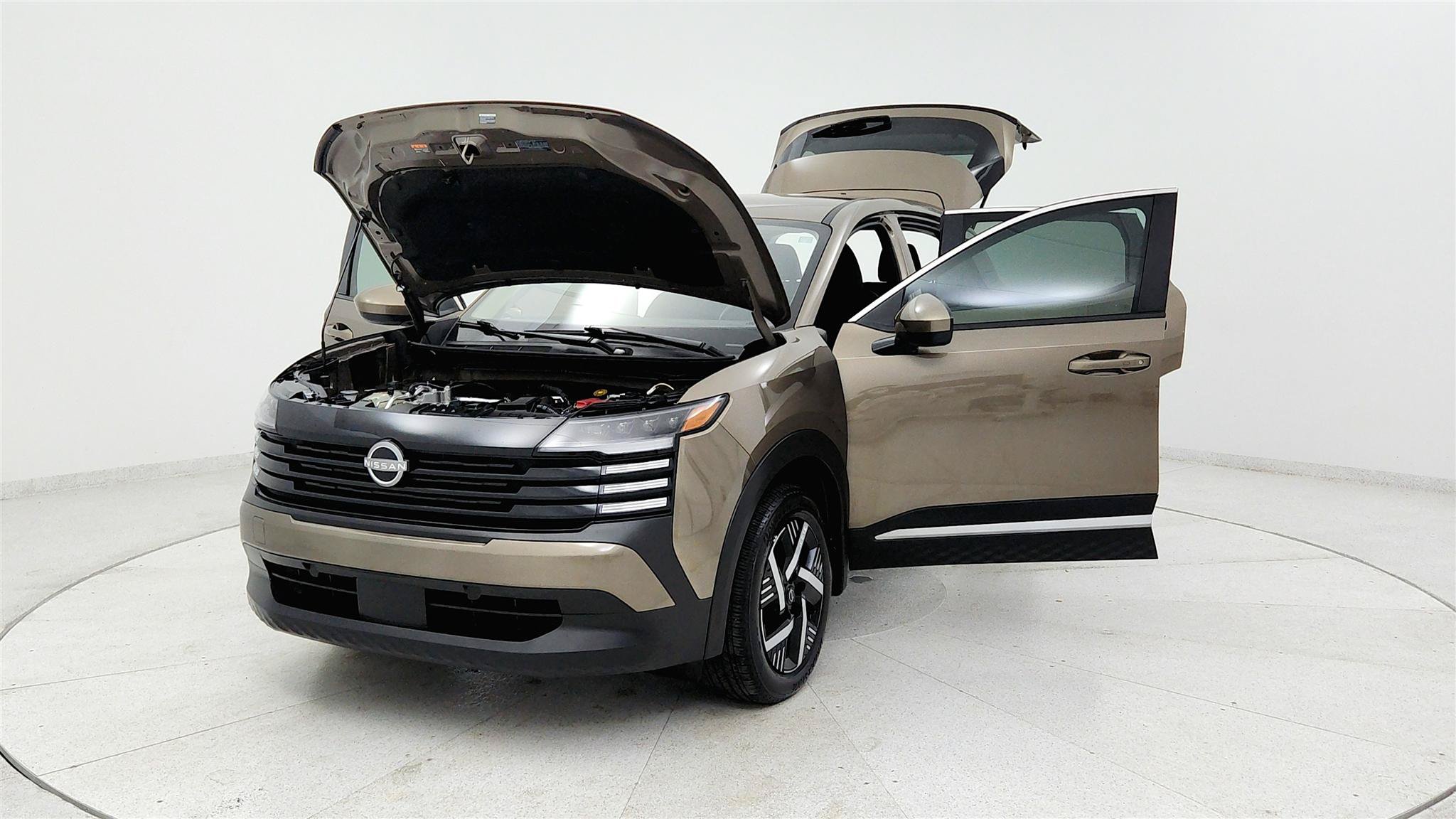 Used 2025 Nissan Kicks SV w/ Charging Package FWD image 27