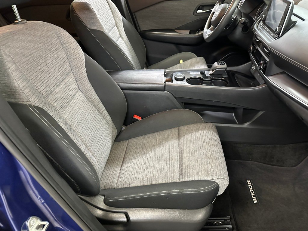 Used 2023 Nissan Rogue SV AWD/4WD image 29