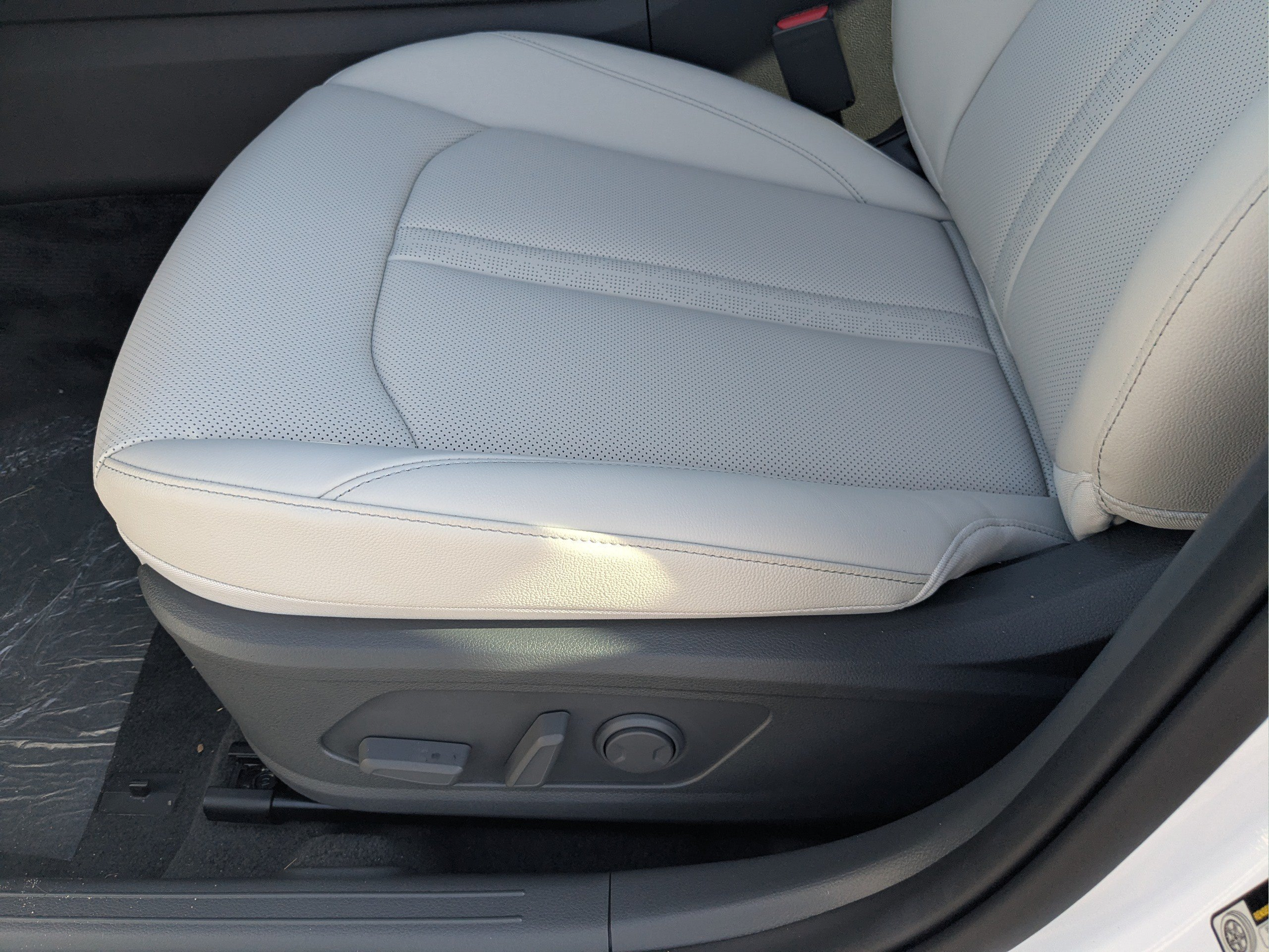 New 2026 Hyundai Sonata Limited FWD image 19