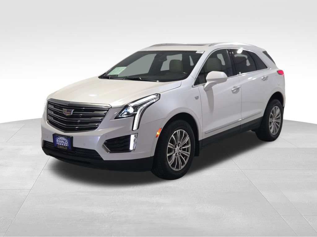Used 2018 Cadillac XT5 Luxury w/ Driver Awareness Package AWD/4WD image 22