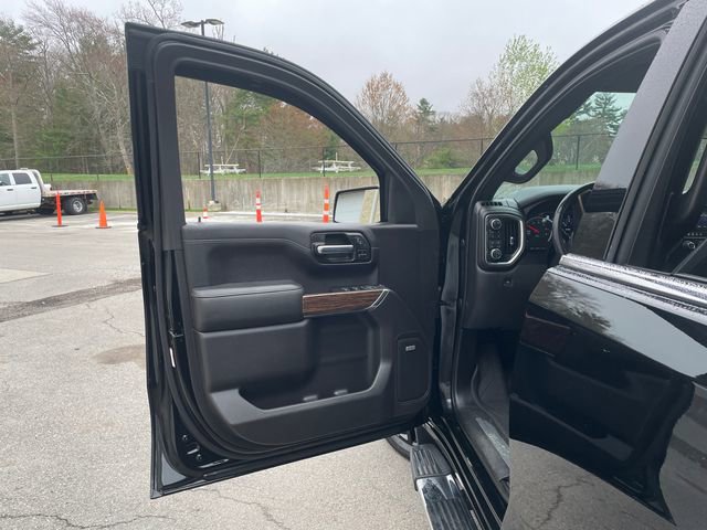 Used 2020 Chevrolet Silverado 1500 High Country w/ Technology Package image 25