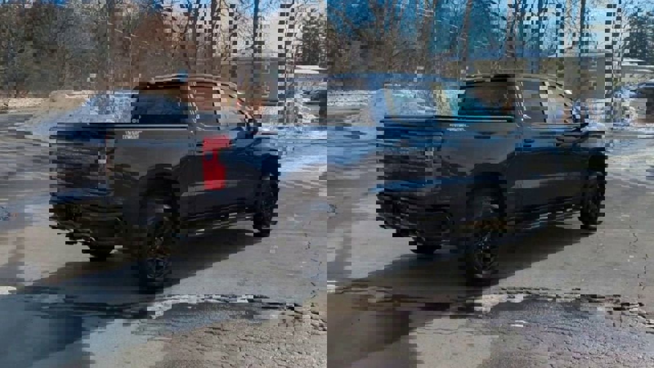 Certified 2021 Chevrolet Silverado 1500 LT Trail Boss image 8