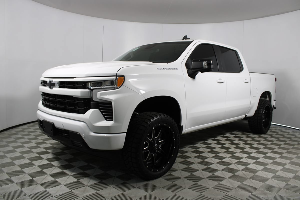 Used 2024 Chevrolet Silverado 1500 RST w/ Convenience Package II RWD image 41