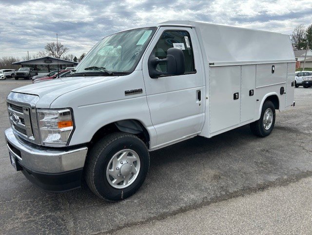 New 2025 Ford E-350 and Econoline 350 Super Duty w/ Power Equipment Group RWD image 3