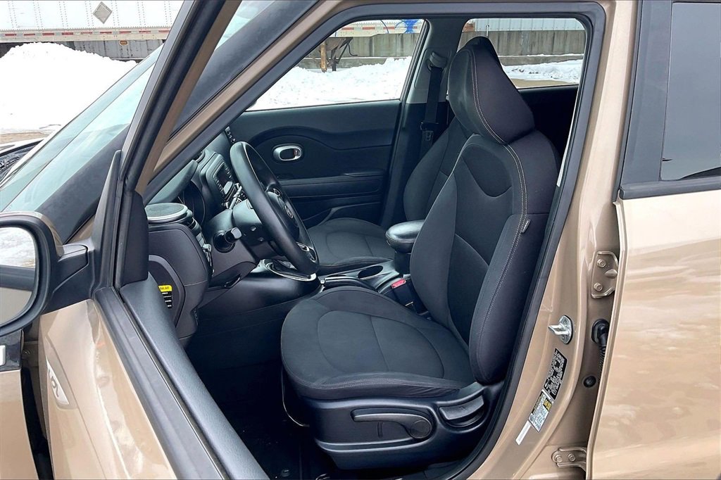 Used 2015 Kia Soul image 24