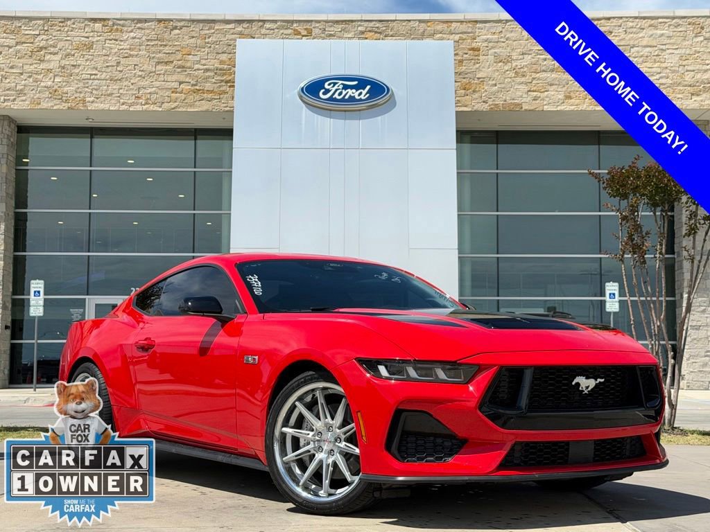 Used 2024 Ford Mustang GT RWD image 1