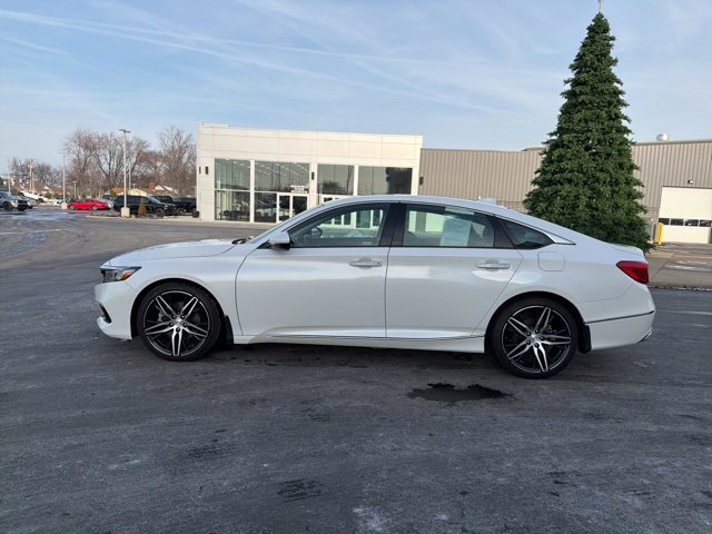 Used 2022 Honda Accord Touring image 4