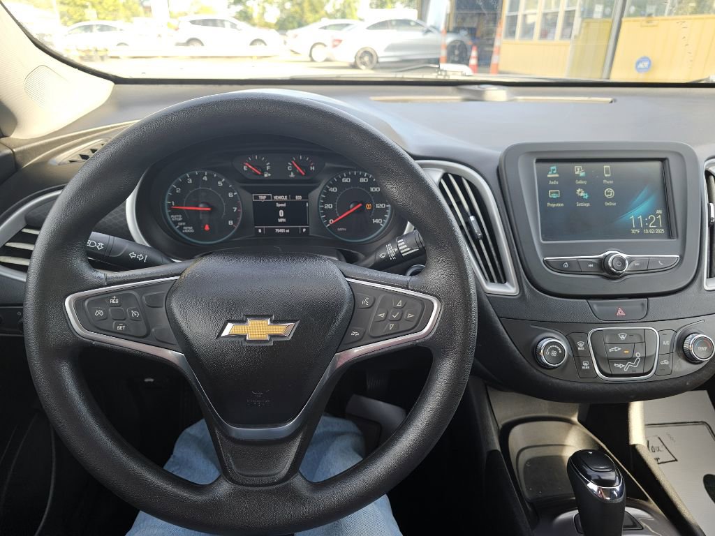Used 2018 Chevrolet Malibu LS image 20