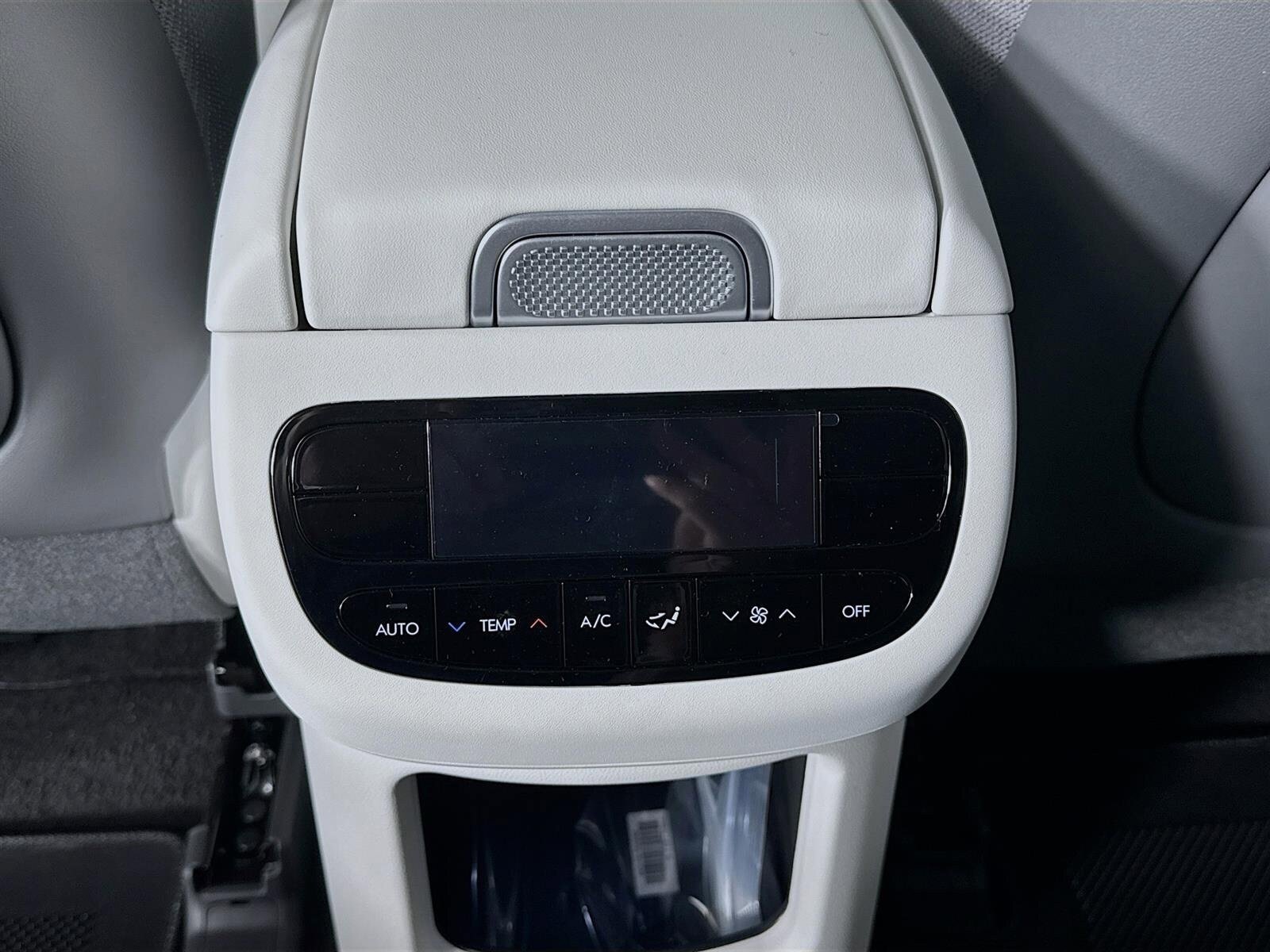 New 2026 Hyundai Ioniq 9 SE AWD/4WD image 25