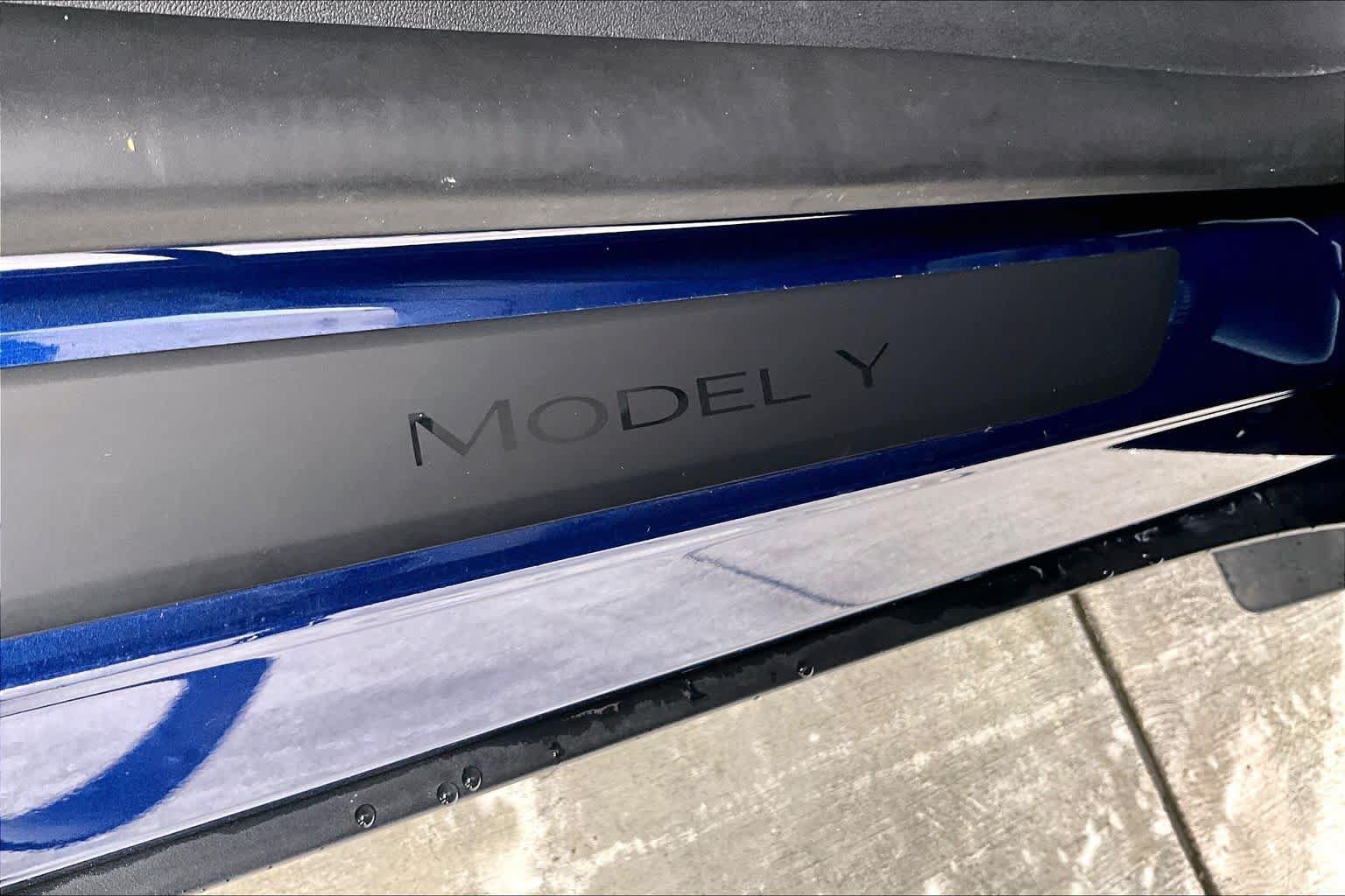 Used 2021 Tesla Model Y Performance AWD/4WD image 27
