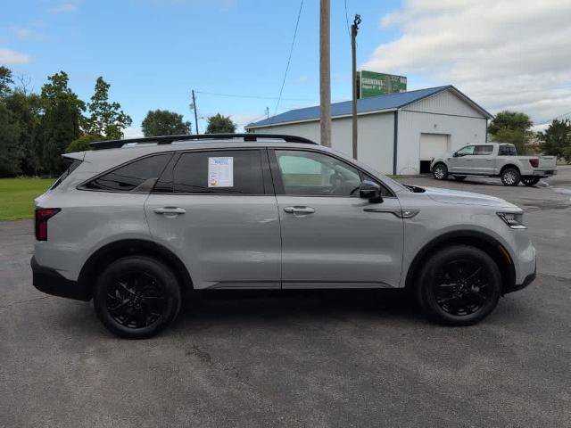 Used 2023 Kia Sorento S AWD/4WD image 5