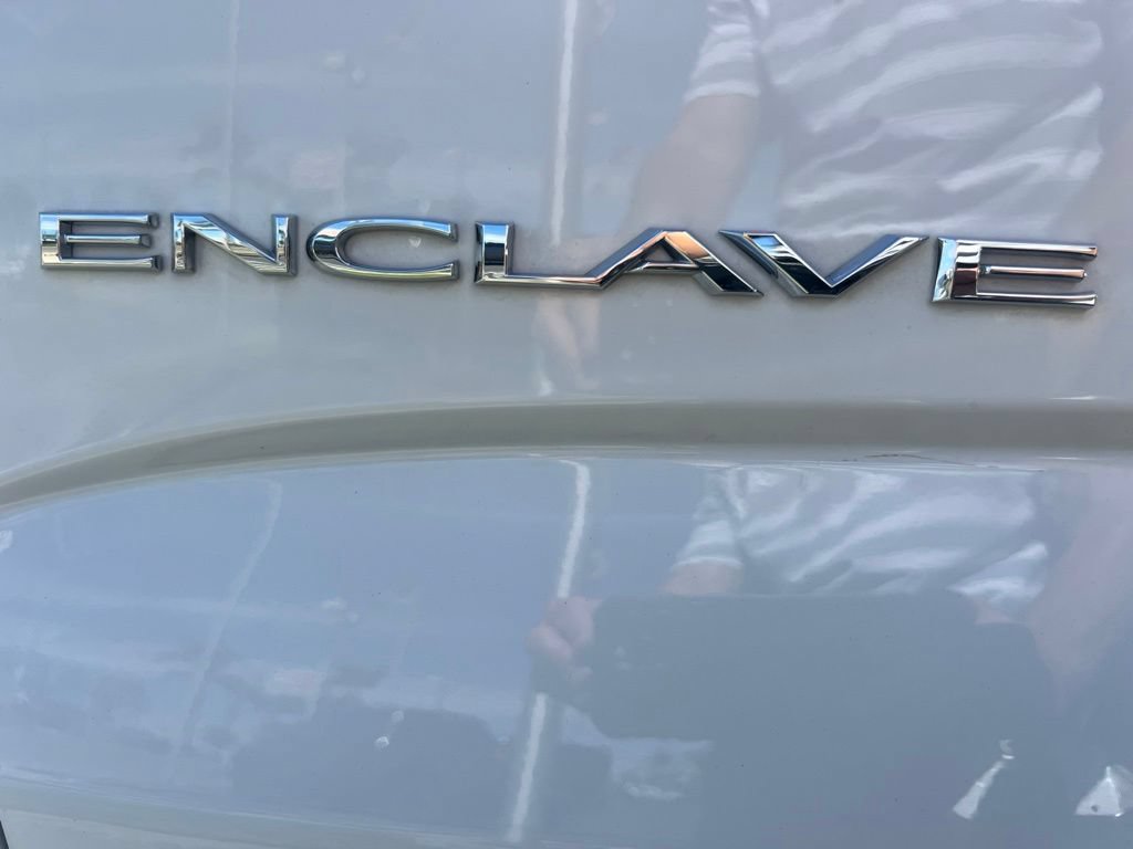 Used 2023 Buick Enclave Essence w/ Experience Buick Package FWD image 21