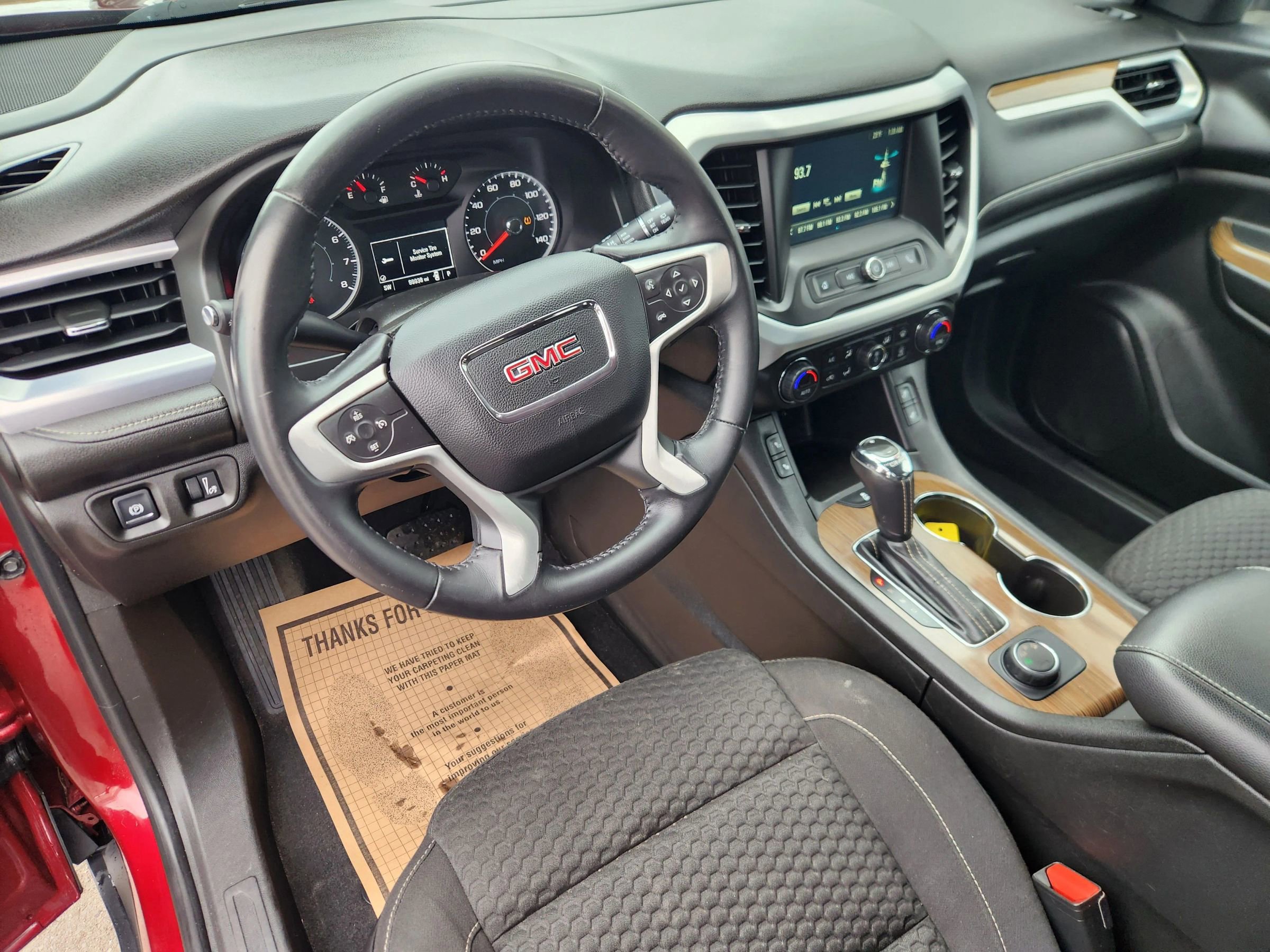 Used 2017 GMC Acadia SLE AWD/4WD image 25