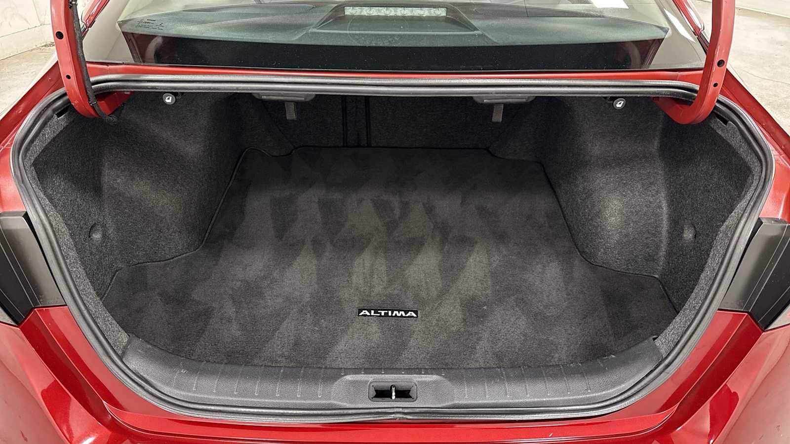 Used 2020 Nissan Altima 2.5 SV image 27