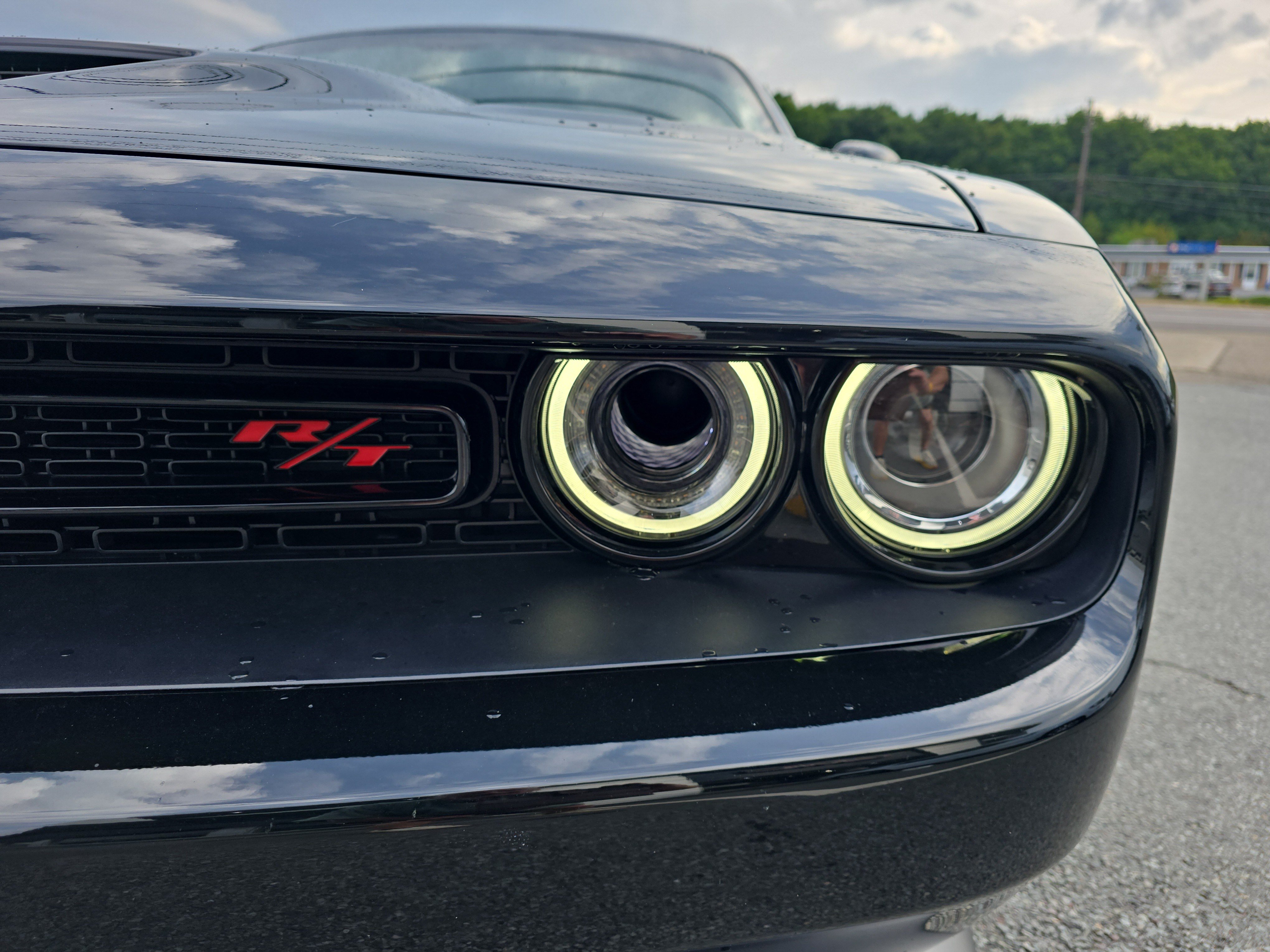 Used 2022 Dodge Challenger R/T Scat Pack RWD image 11