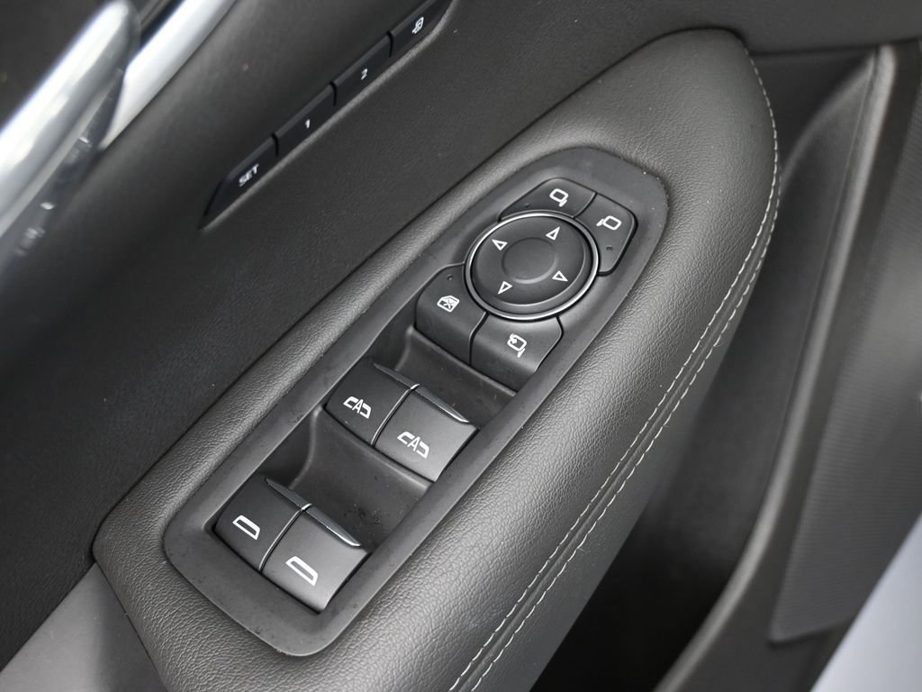 Used 2024 Cadillac XT6 Luxury image 18