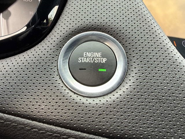 Certified 2023 Cadillac XT6 Luxury FWD image 27