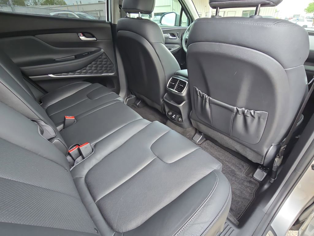 Used 2020 Hyundai Santa Fe Limited image 11