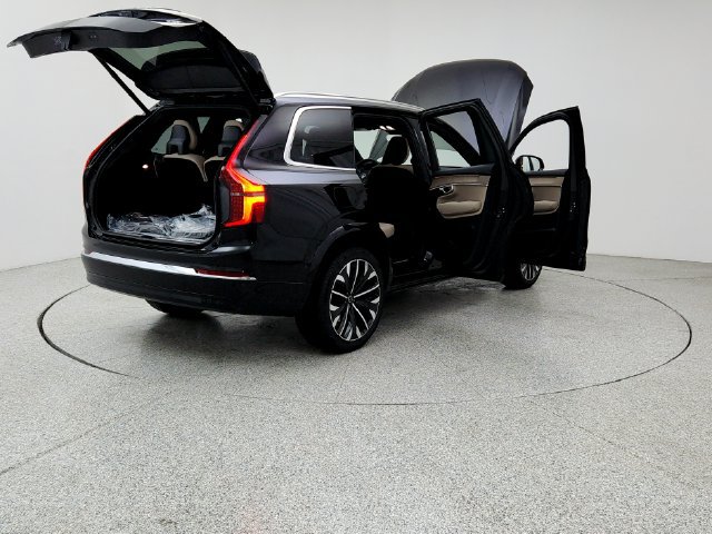 New 2026 Volvo XC90 B6 Plus w/ Protection Package AWD/4WD image 11