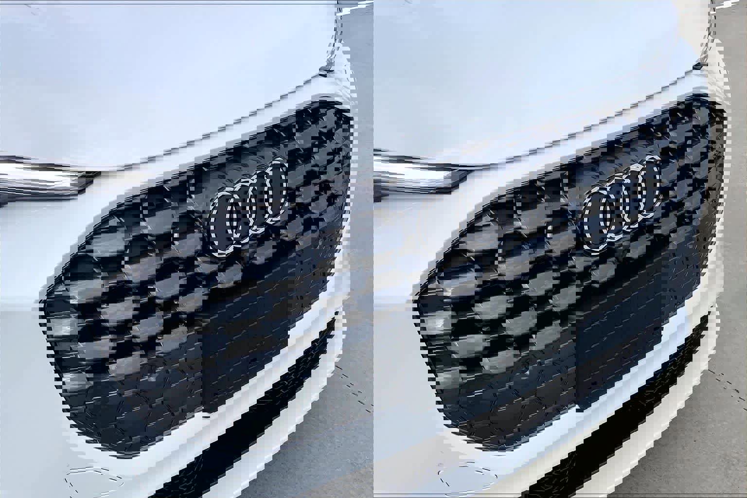 Used 2025 Audi Q5 Premium Plus image 28