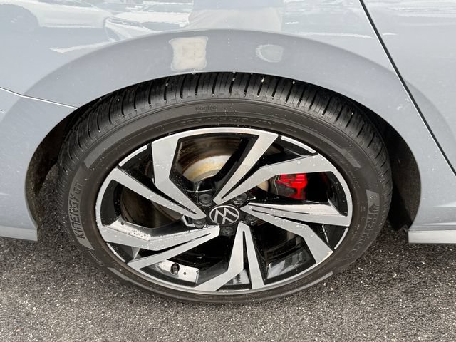 Used 2022 Volkswagen Jetta GLI Autobahn FWD image 13
